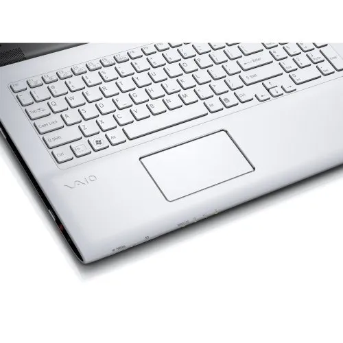 Sony Vaio SVE1711P1EW 2