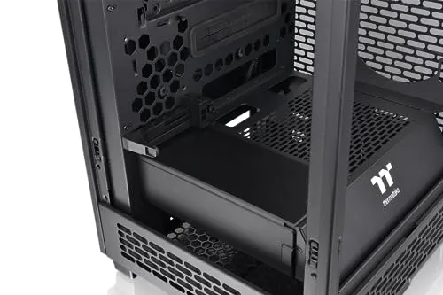 Thermaltake The Tower 200 7