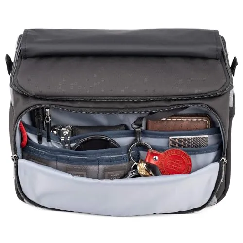 Think Tank Mirrorless Mover 30 6