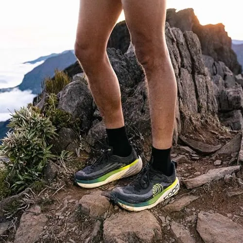 Topo Athletic Vista 3