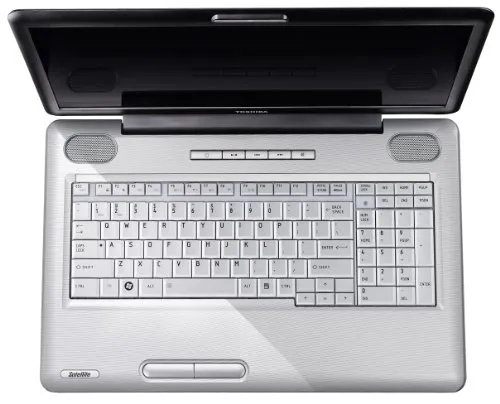 Toshiba Satellite L550-207 4