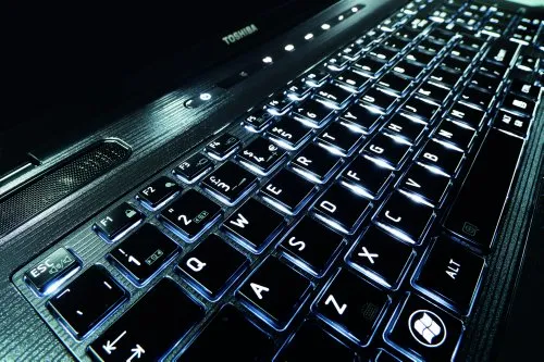 Toshiba Satellite P775 6