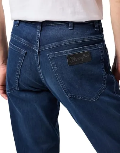 Wrangler Authentic Straight Fit 3